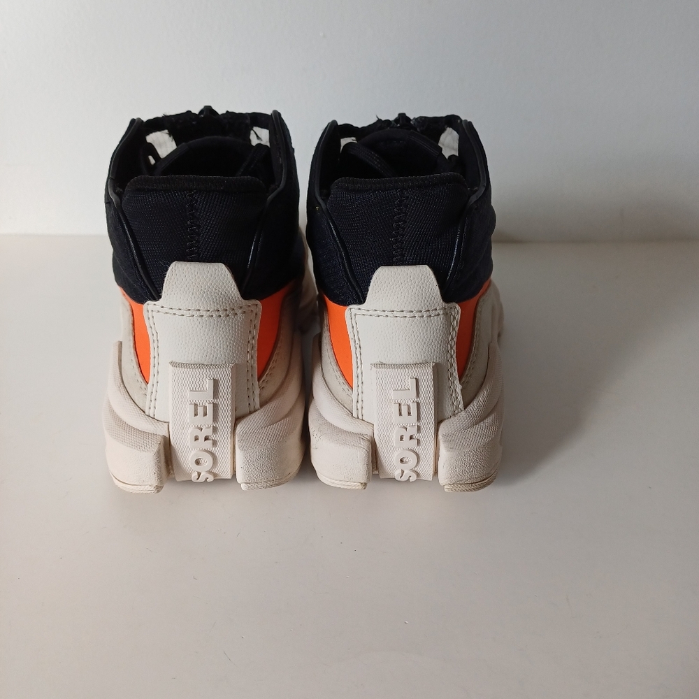 Sorel Kinetic Impact Lace & Zipper Women's Black White Orange Sneakers Size 8 US